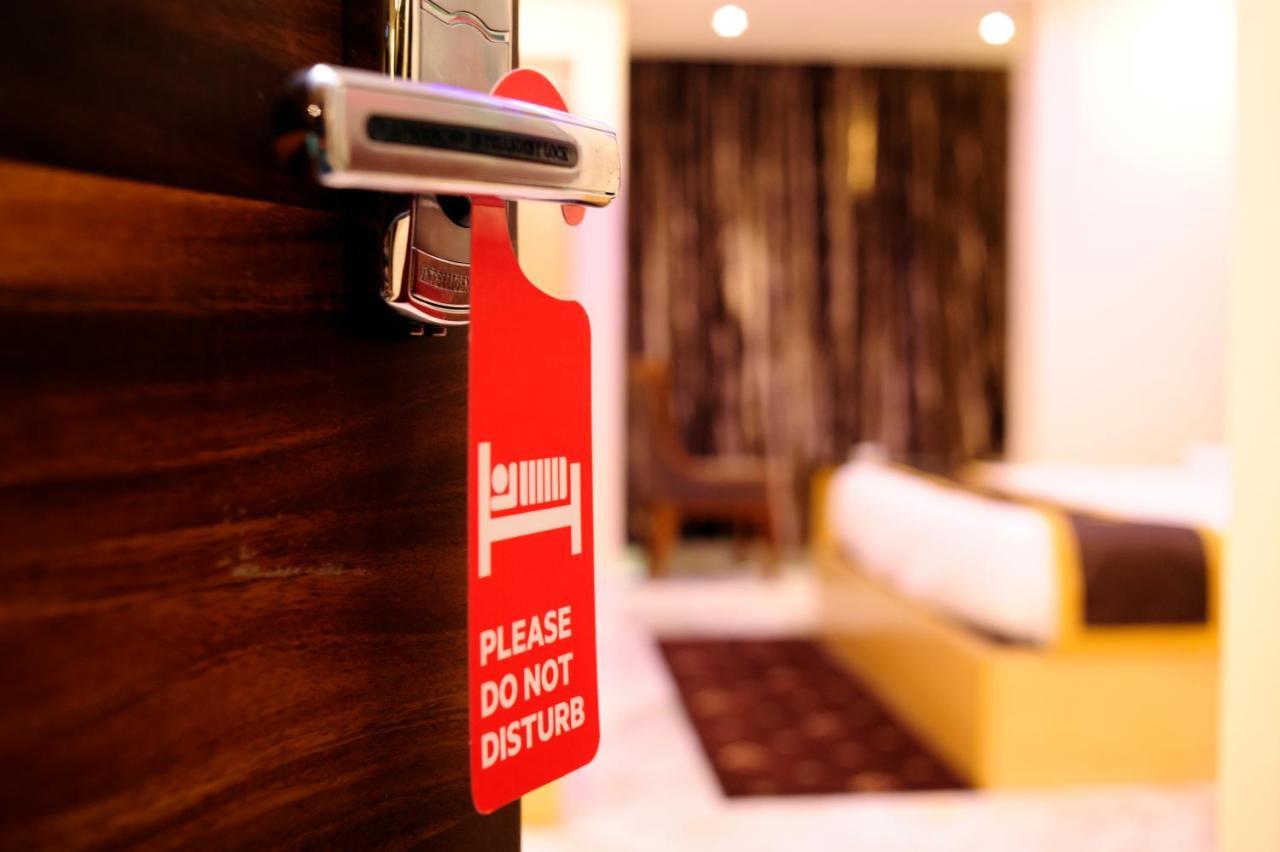 Hotel Golden Palace Калькутта Экстерьер фото